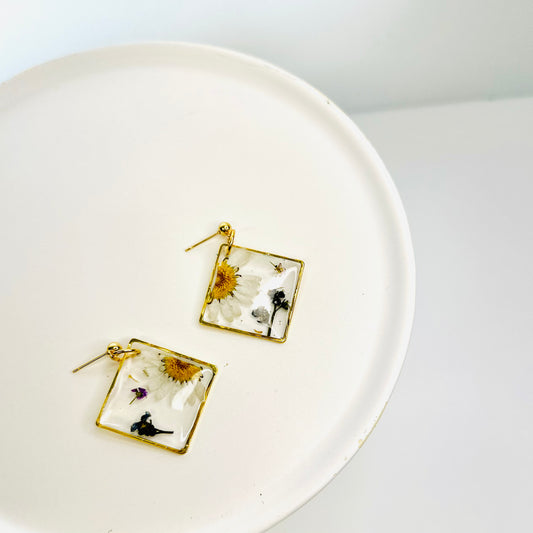 White Flower Resin Earrings